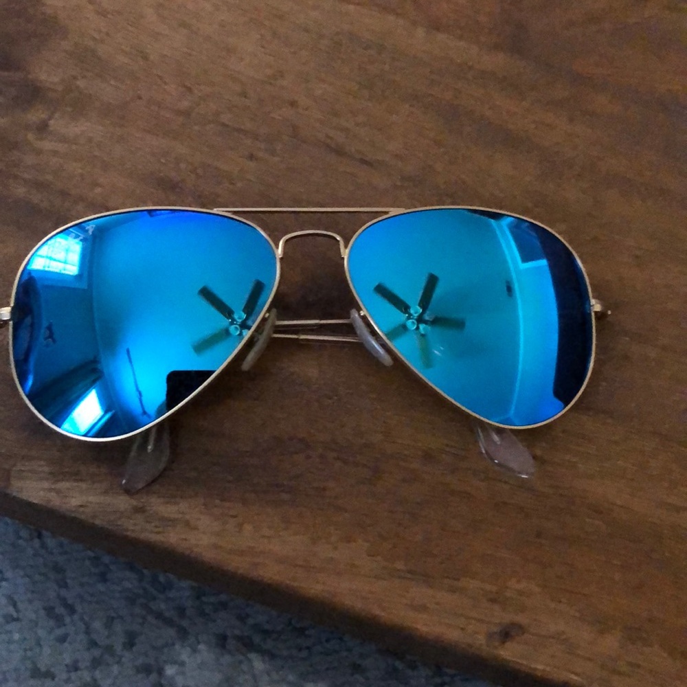 Polarized Aviator Ray-Ban Sunglasses